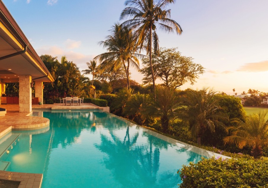 Swimming Pool Resurfacing Tips for Tropical Climates